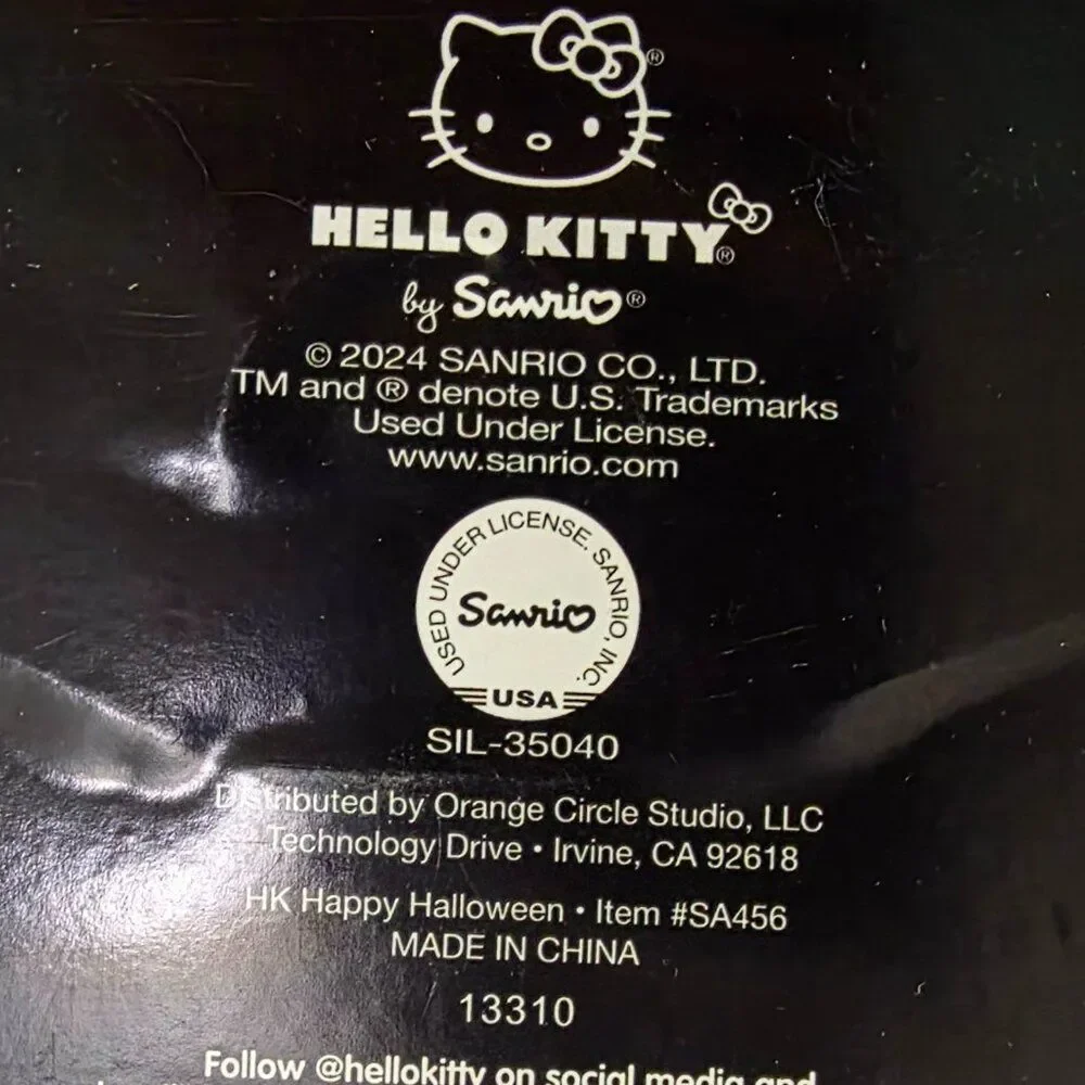 Hello Kitty new box